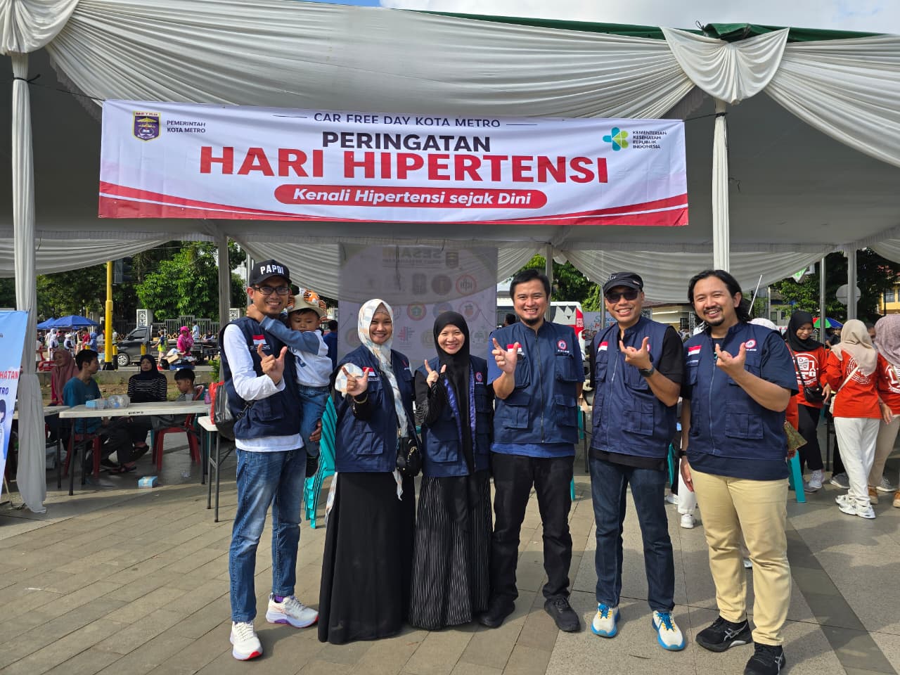 https://picsum.photos/500/500